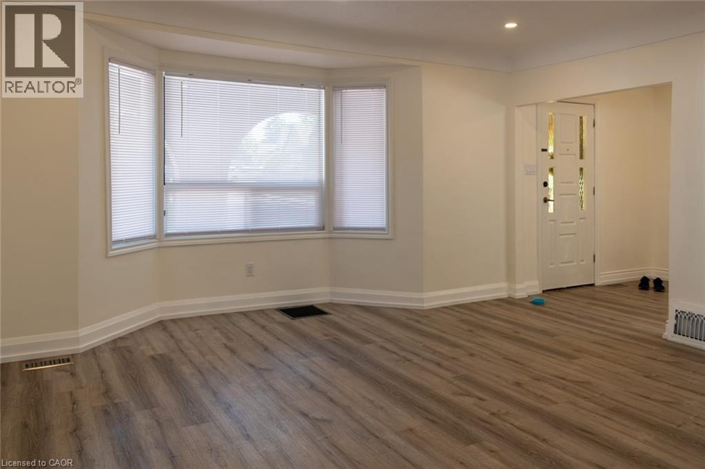 359 Queensdale Avenue E Unit# Upper, Hamilton, Ontario  L9A 1L5 - Photo 10 - 40856004