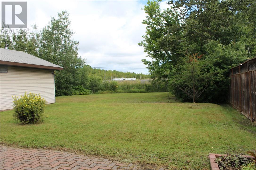 2754 Raymond Street, Sudbury, Ontario  P3B 1W6 - Photo 2 - 2129798