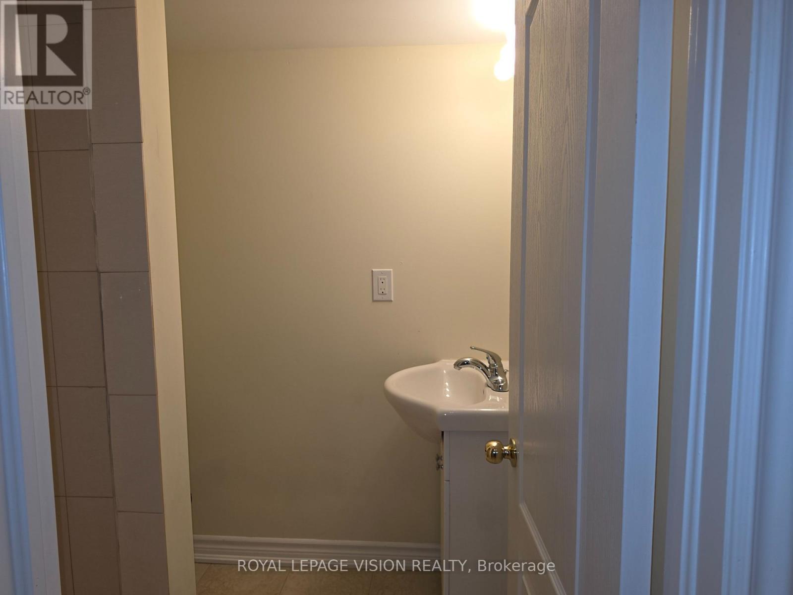 5559 Bonnie Street, Mississauga, Ontario  L5M 0N7 - Photo 33 - W13686444