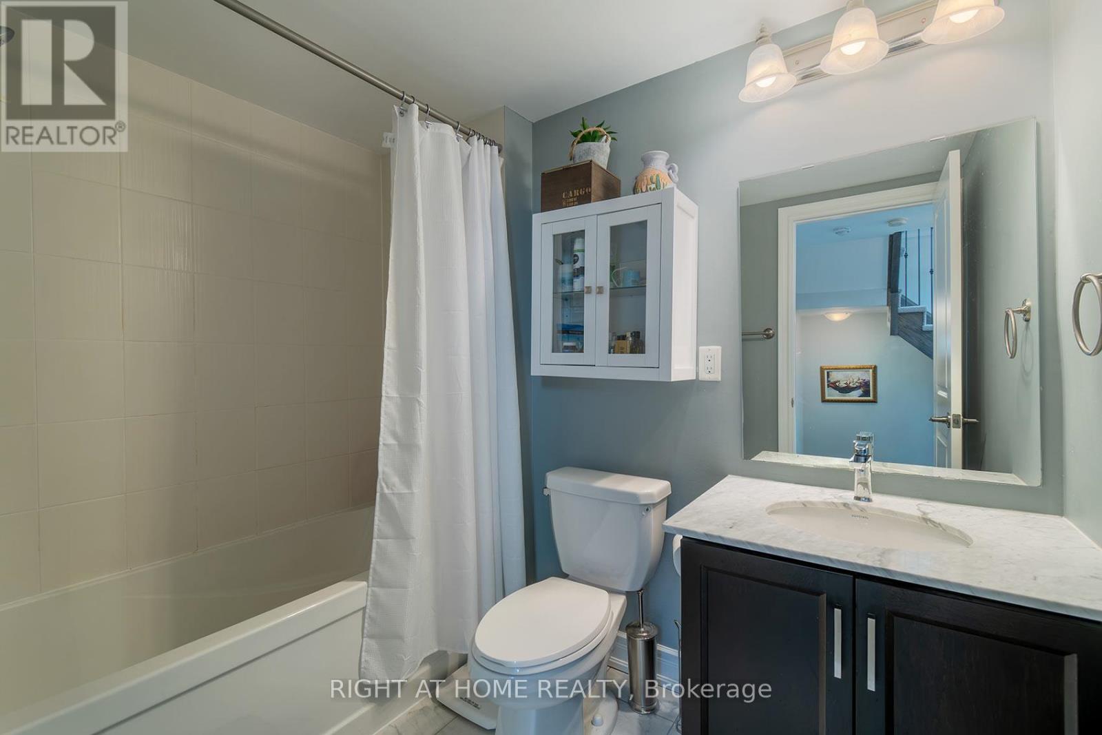 2 Queen Mary Court, Vaughan, Ontario  L4L 0H9 - Photo 33 - N13435936