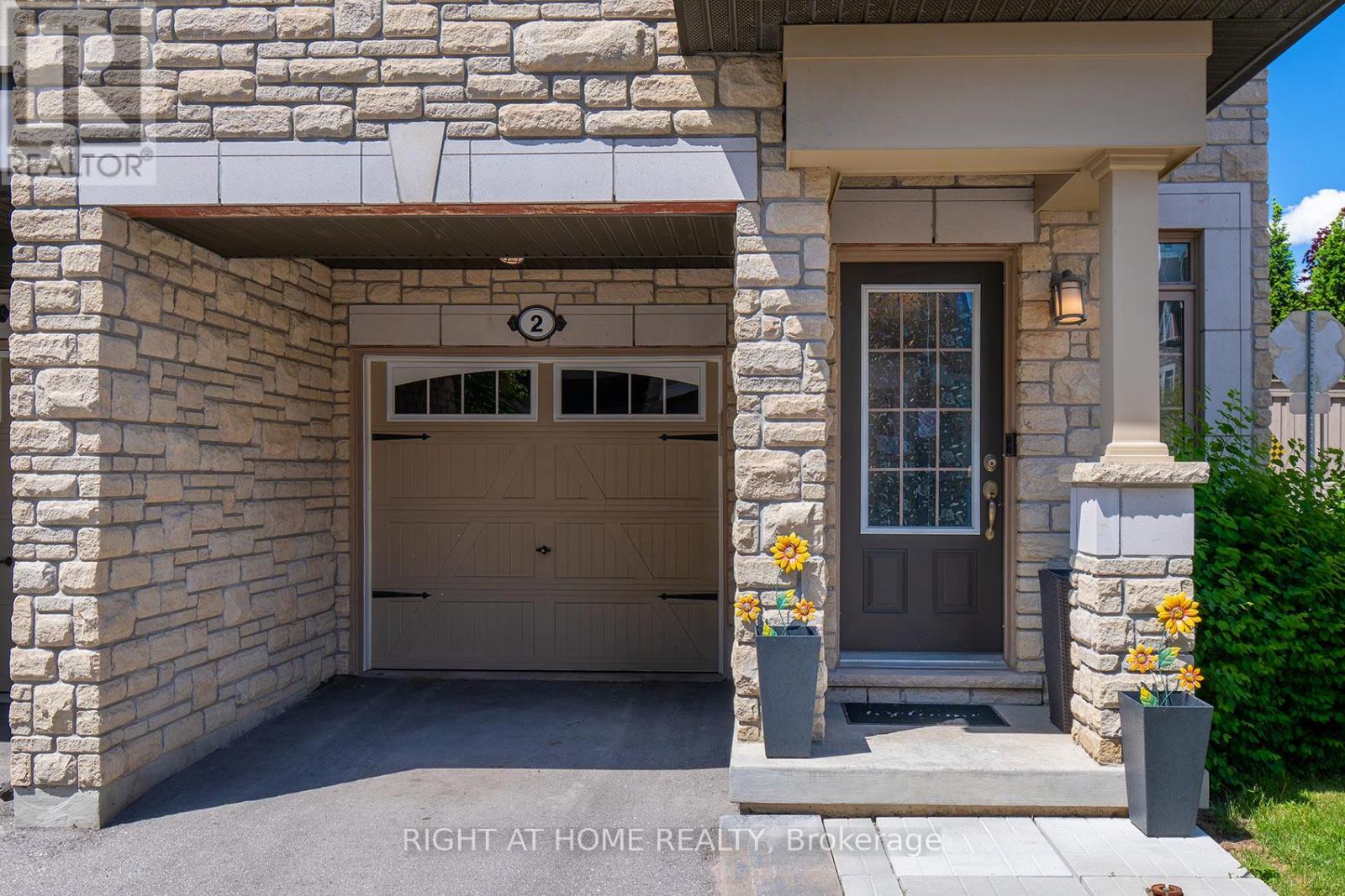 2 Queen Mary Court, Vaughan, Ontario  L4L 0H9 - Photo 48 - N13435936