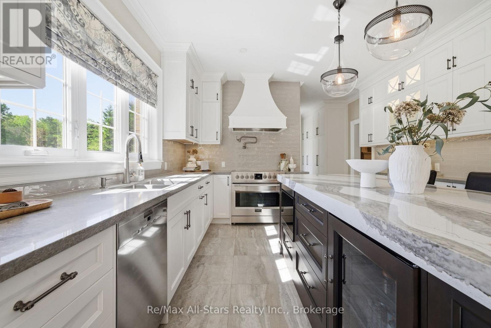 136 Wintergreen Court, Scugog, Ontario  L9L 2B1 - Photo 6 - E13686960