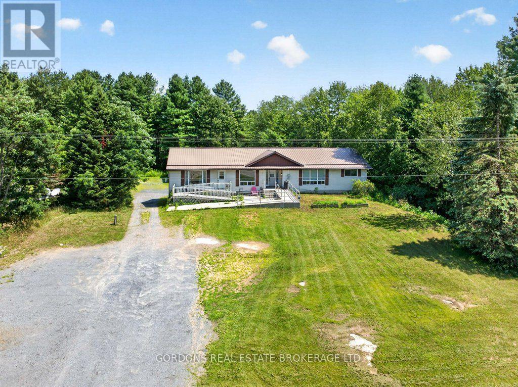 11703 HIGHWAY 41, Addington Highlands, Ontario