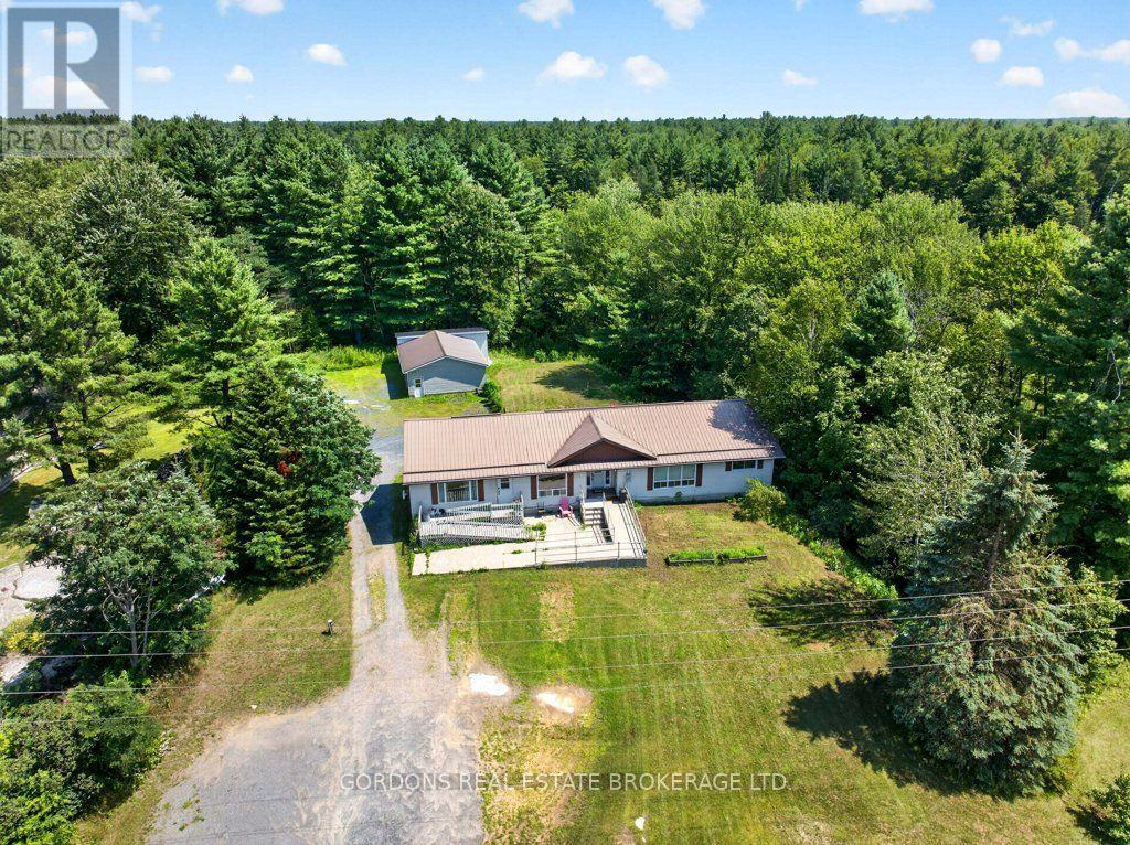 11703 Highway 41, Addington Highlands, Ontario  K0H 1Z0 - Photo 2 - X13686822