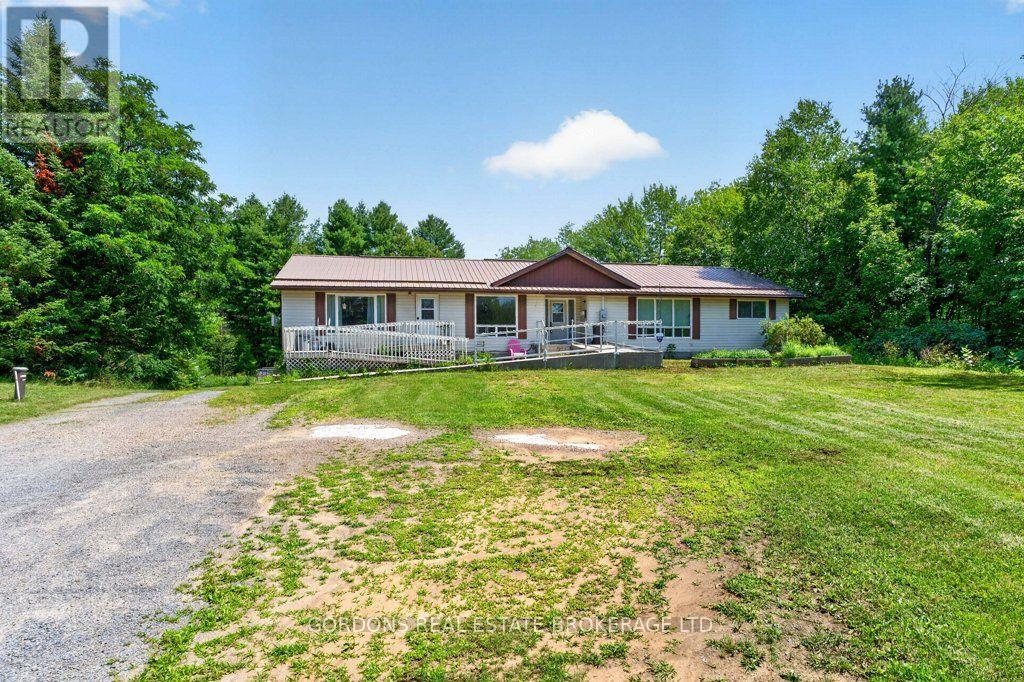 11703 Highway 41, Addington Highlands, Ontario  K0H 1Z0 - Photo 3 - X13686822