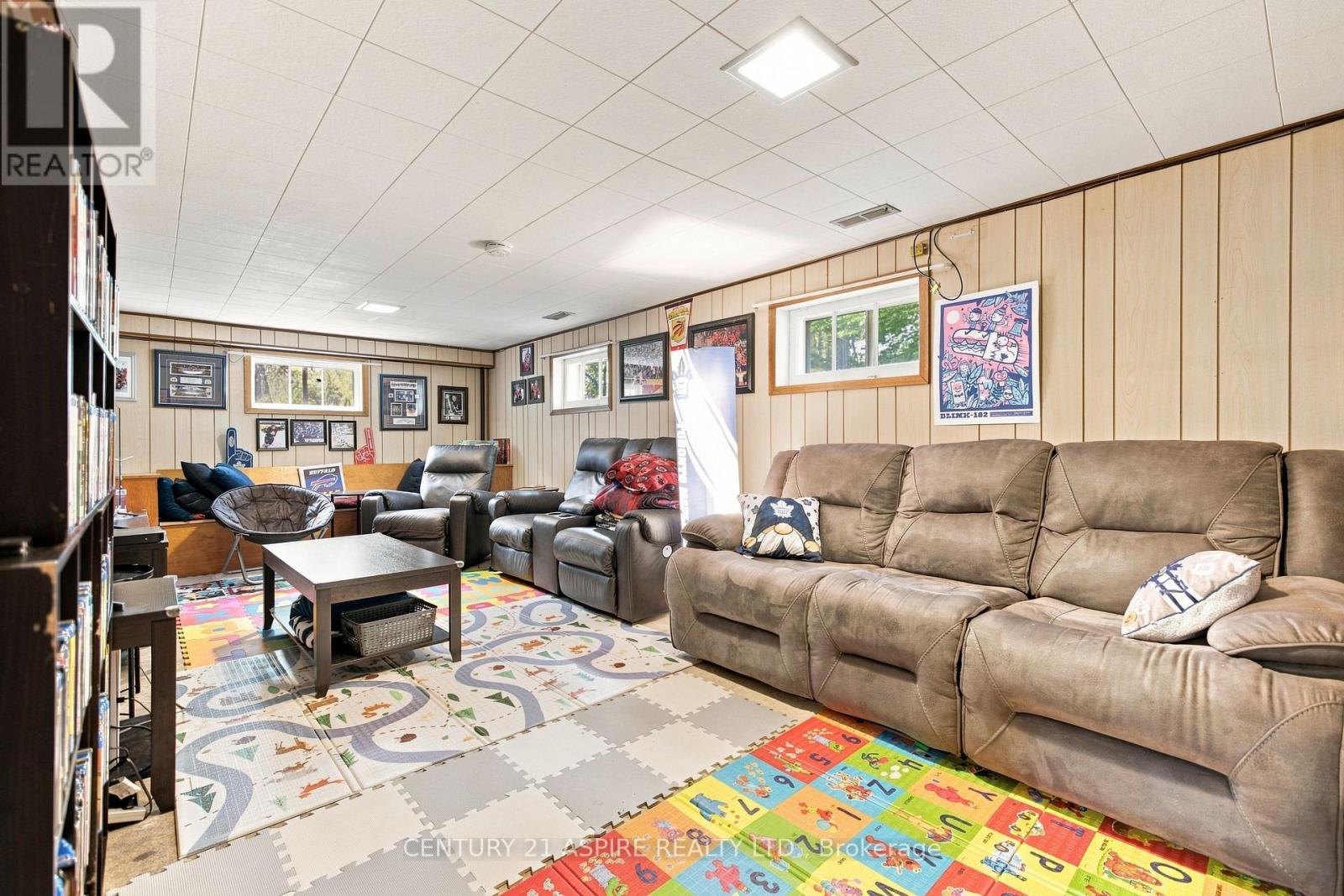 2583 B Line Road, Laurentian Valley, Ontario  K8A 6W8 - Photo 39 - X13684782