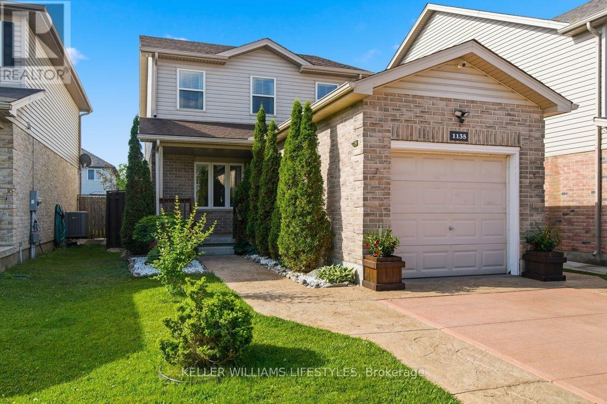 1135 KIMBALL CRESCENT, London North, Ontario