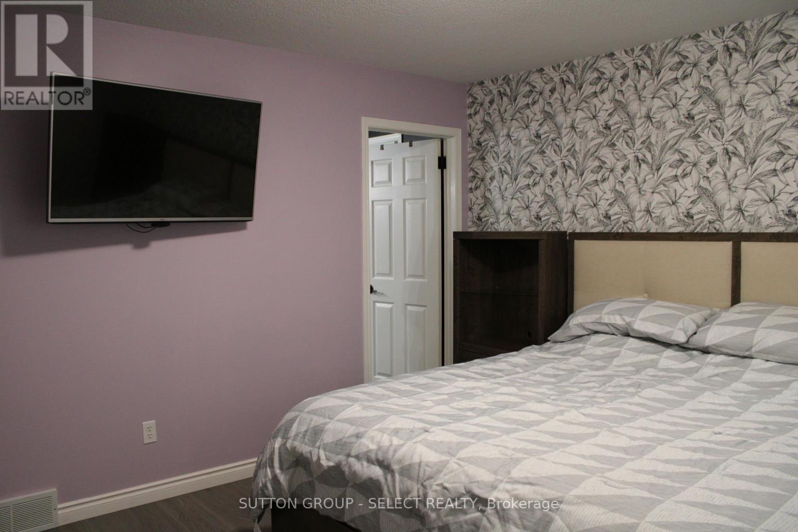 234 Parkview Drive, Strathroy-Caradoc, Ontario  N7G 4C1 - Photo 10 - X13686918