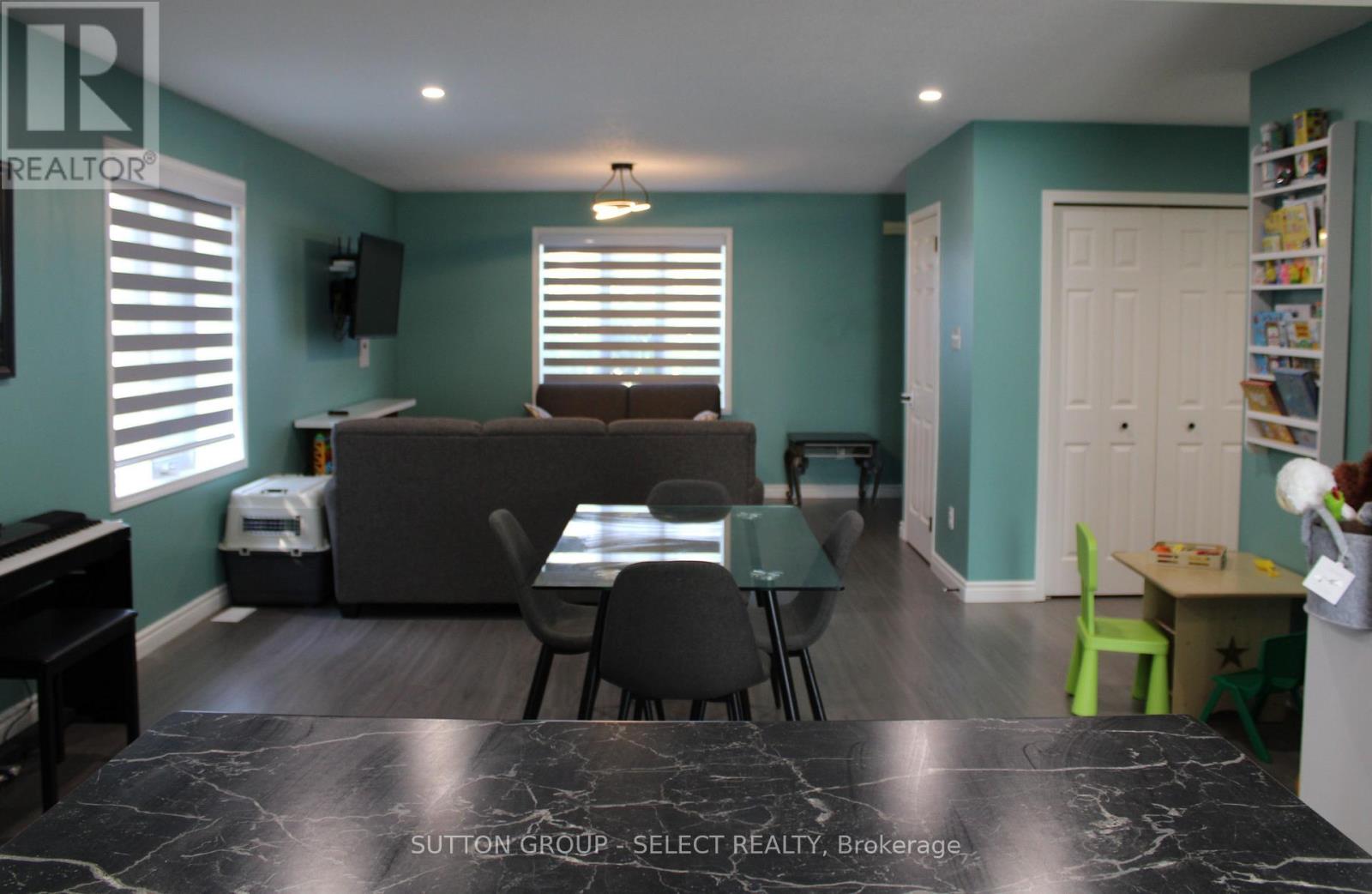 234 Parkview Drive, Strathroy-Caradoc, Ontario  N7G 4C1 - Photo 6 - X13686918