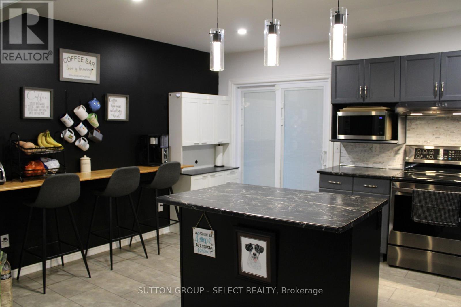 234 Parkview Drive, Strathroy-Caradoc, Ontario  N7G 4C1 - Photo 8 - X13686918
