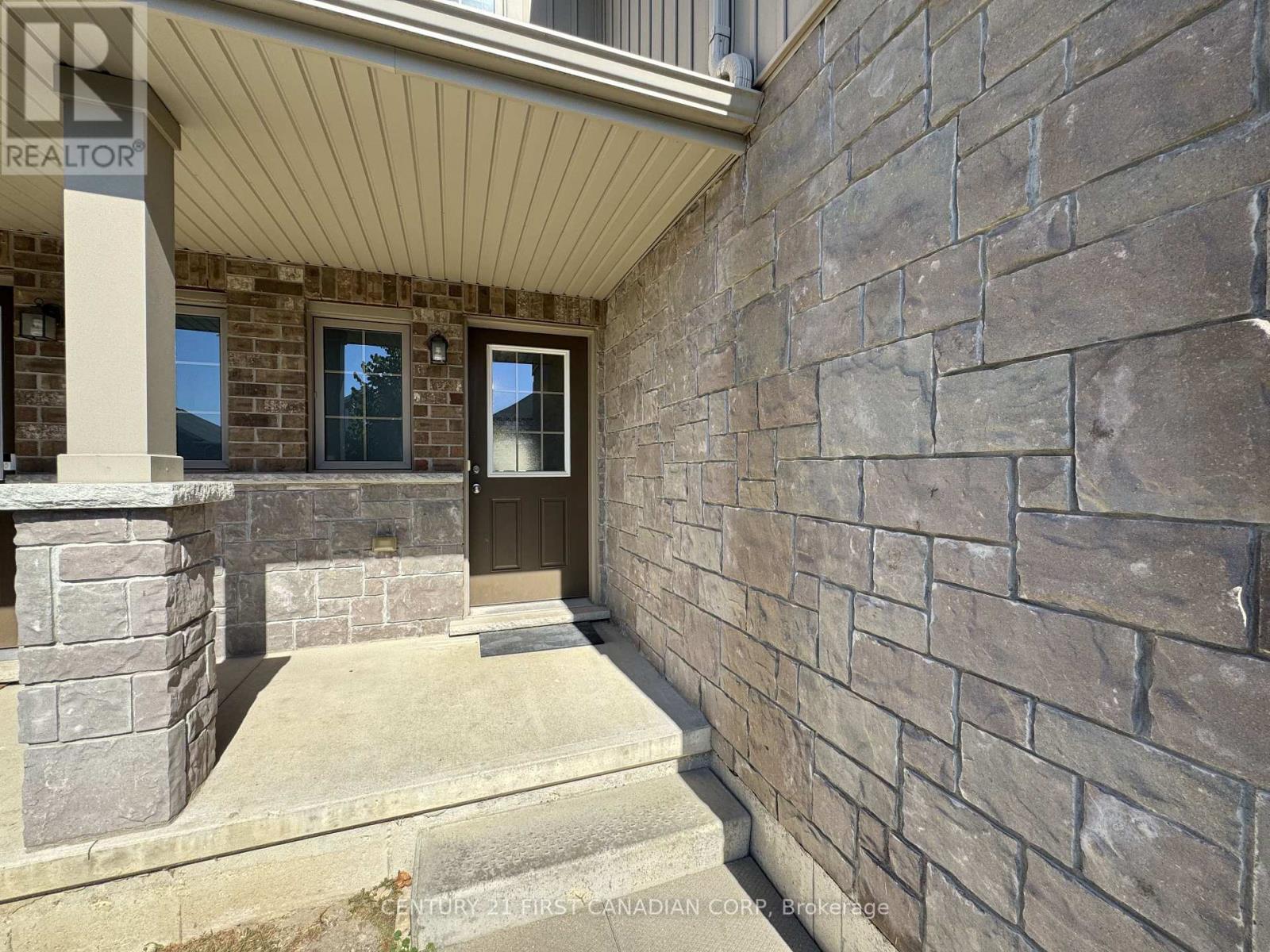 3186 Singleton Avenue, London South, Ontario  N6L 0B8 - Photo 2 - X13686938