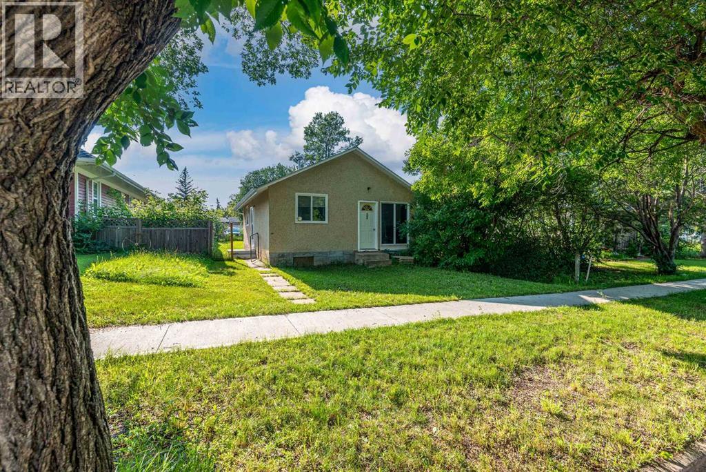 206 Main Street, Lashburn, Saskatchewan  S0M 1H0 - Photo 1 - A2333390
