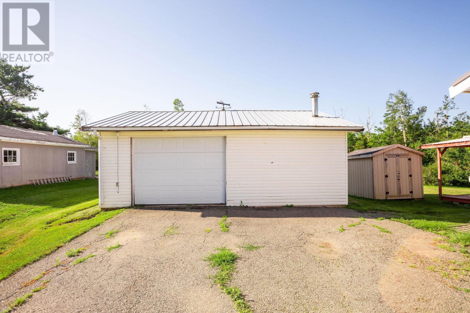 2011 Robertson Road, Brudenell, Prince Edward Island  C0A 1R0 - Photo 2 - 202618316