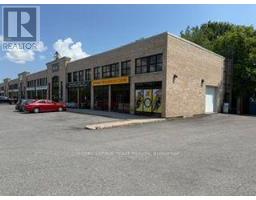 1884 MERIVALE ROAD, Ottawa, Ontario