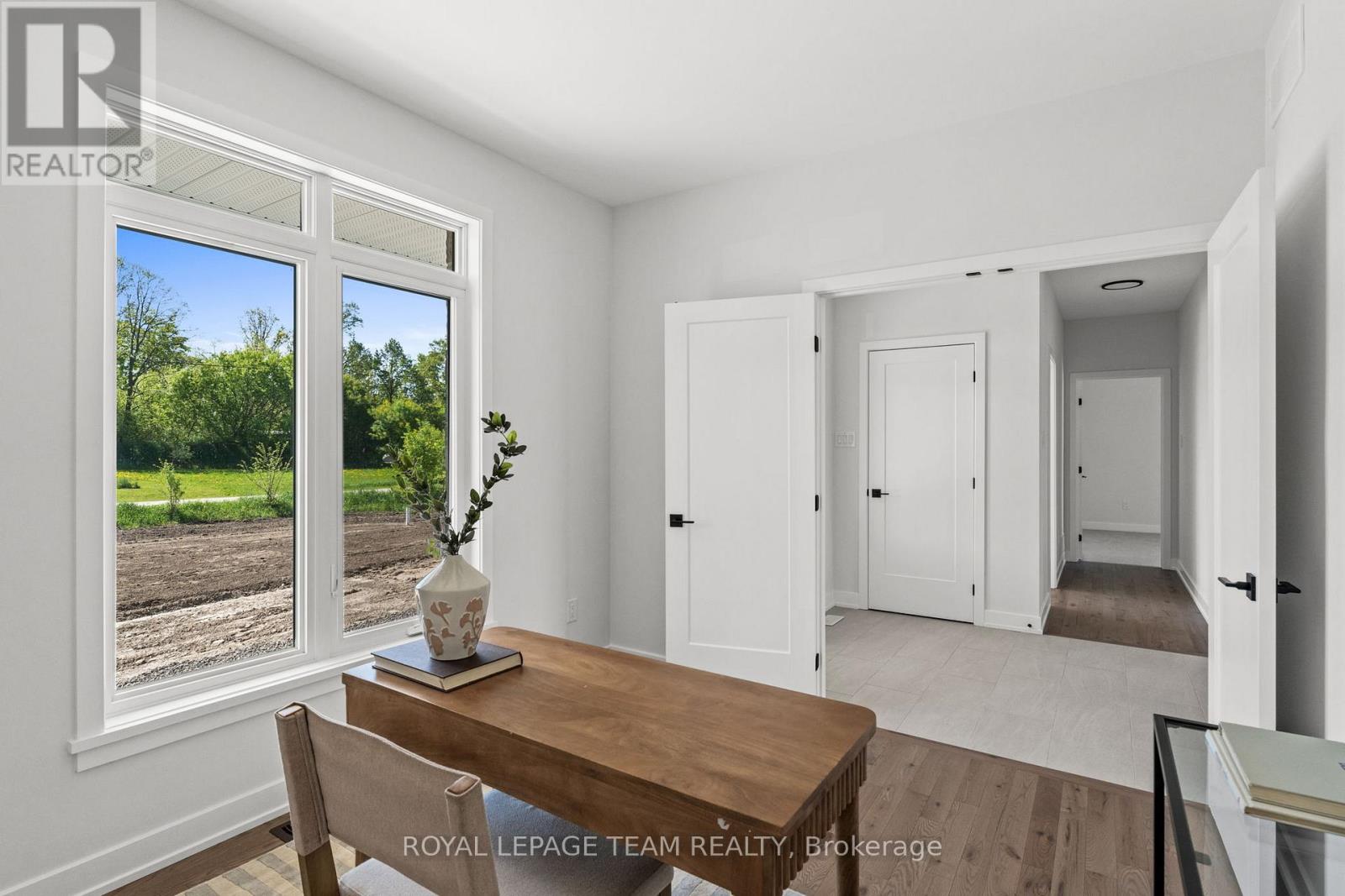 44 Irvin Woermke Street, Mcnab/braeside, Ontario  K0A 1G0 - Photo 39 - X13686804
