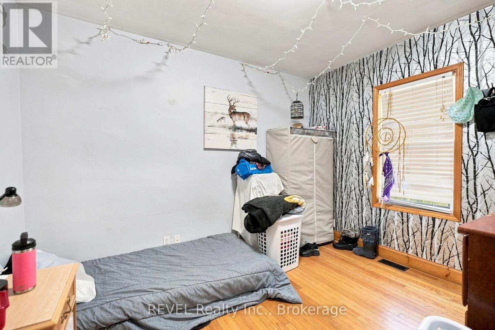 5699 Montrose Road, Niagara Falls, Ontario  L2H 1K9 - Photo 11 - X13686744