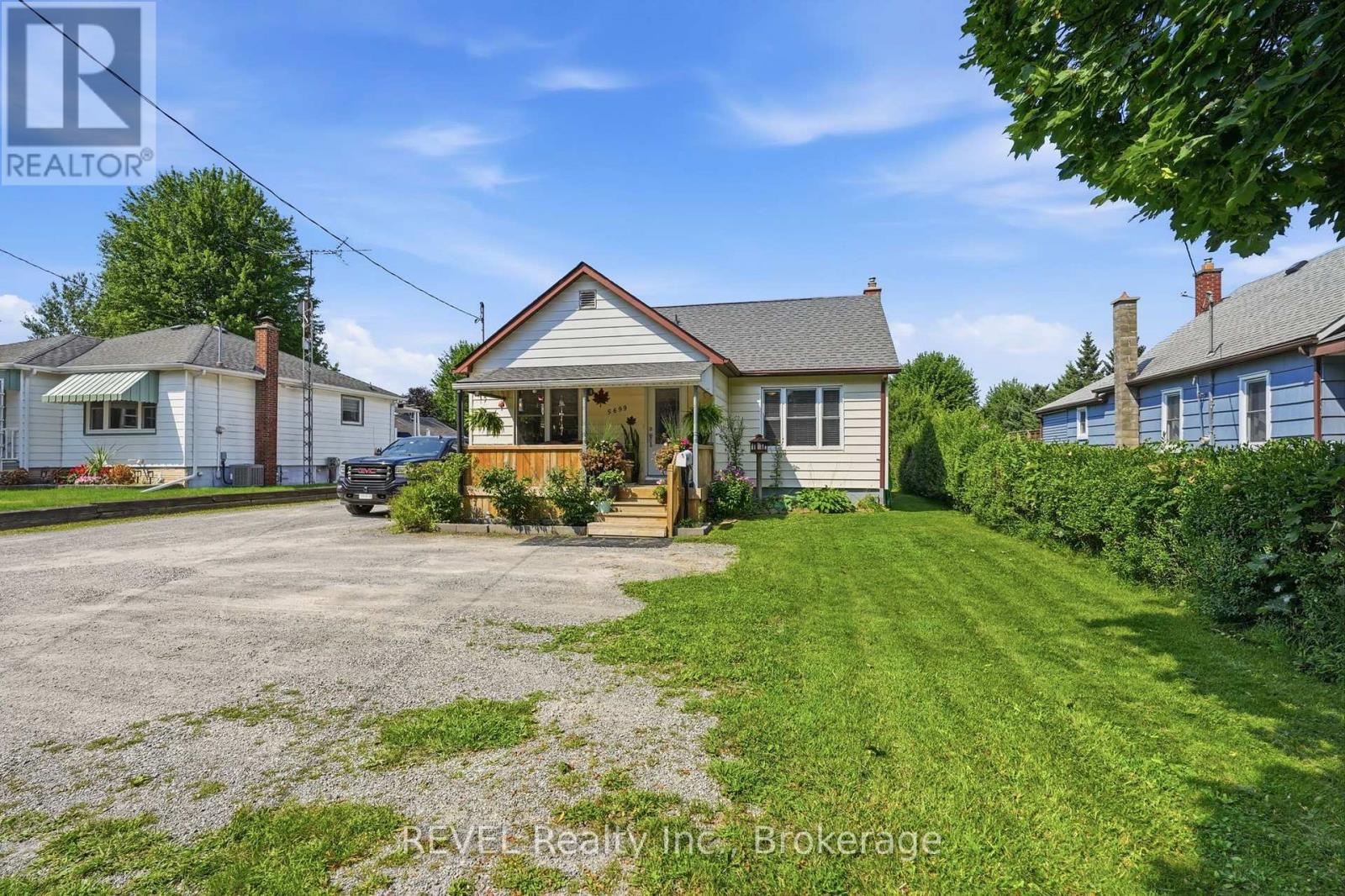 5699 Montrose Road, Niagara Falls, Ontario  L2H 1K9 - Photo 29 - X13686744