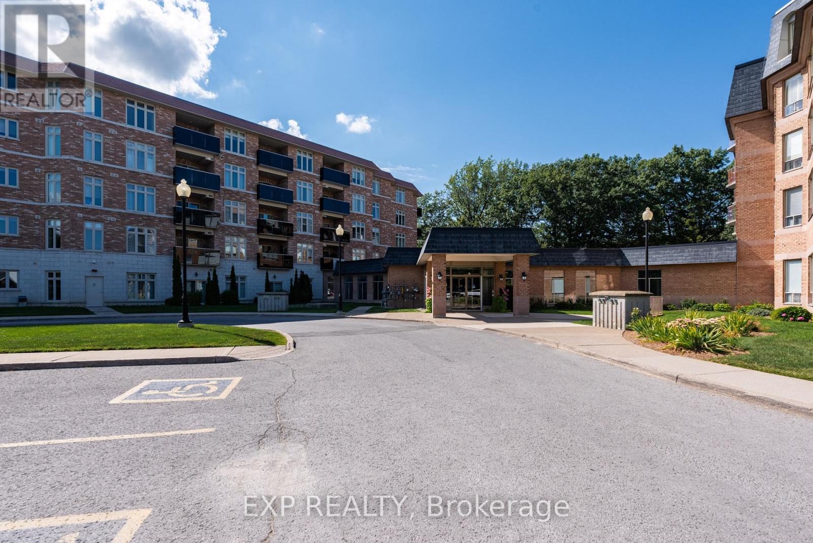227 - 8111 FOREST GLEN DRIVE, Niagara Falls, Ontario