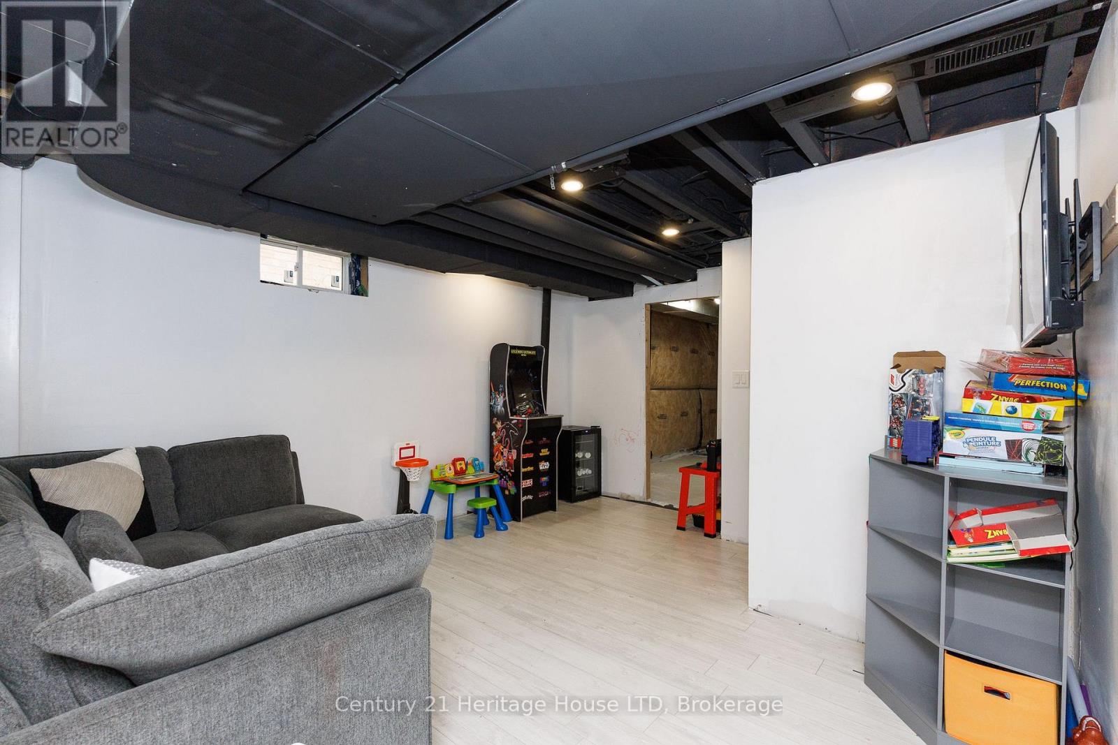 50 Palace Street, Thorold, Ontario  L2V 0J7 - Photo 37 - X13686930