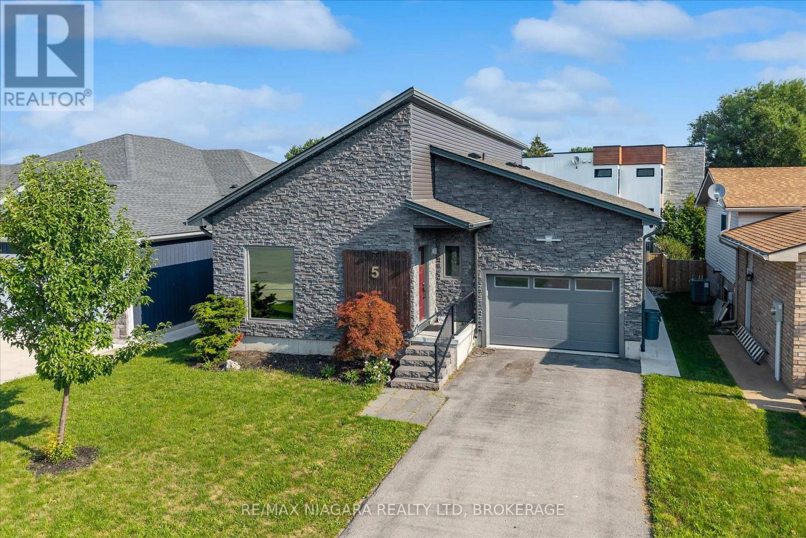 5 HERON POINTE ROAD, Port Colborne, Ontario