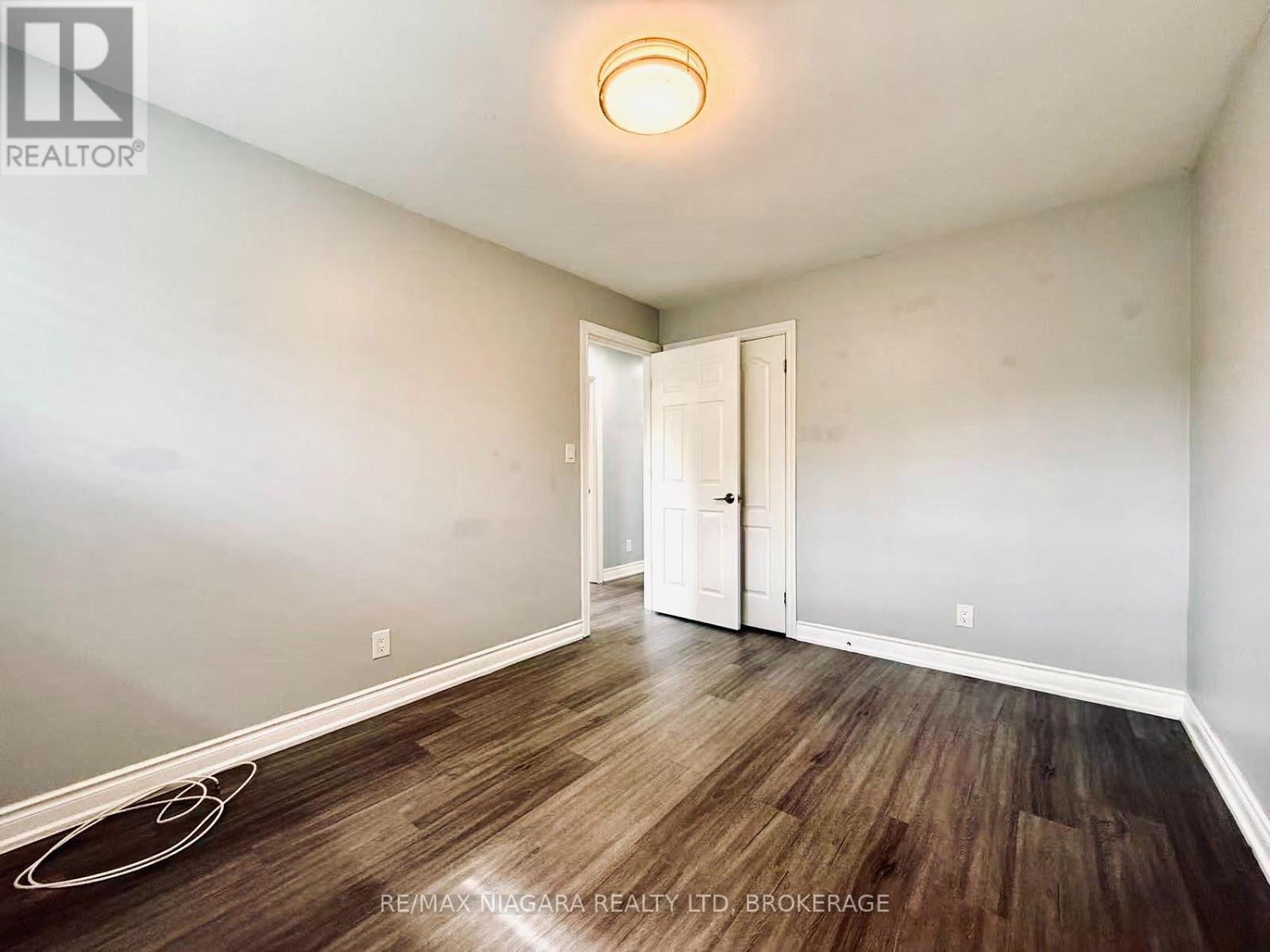 3102 Ussher Street, Niagara Falls, Ontario  L2G 6M2 - Photo 14 - X13687020
