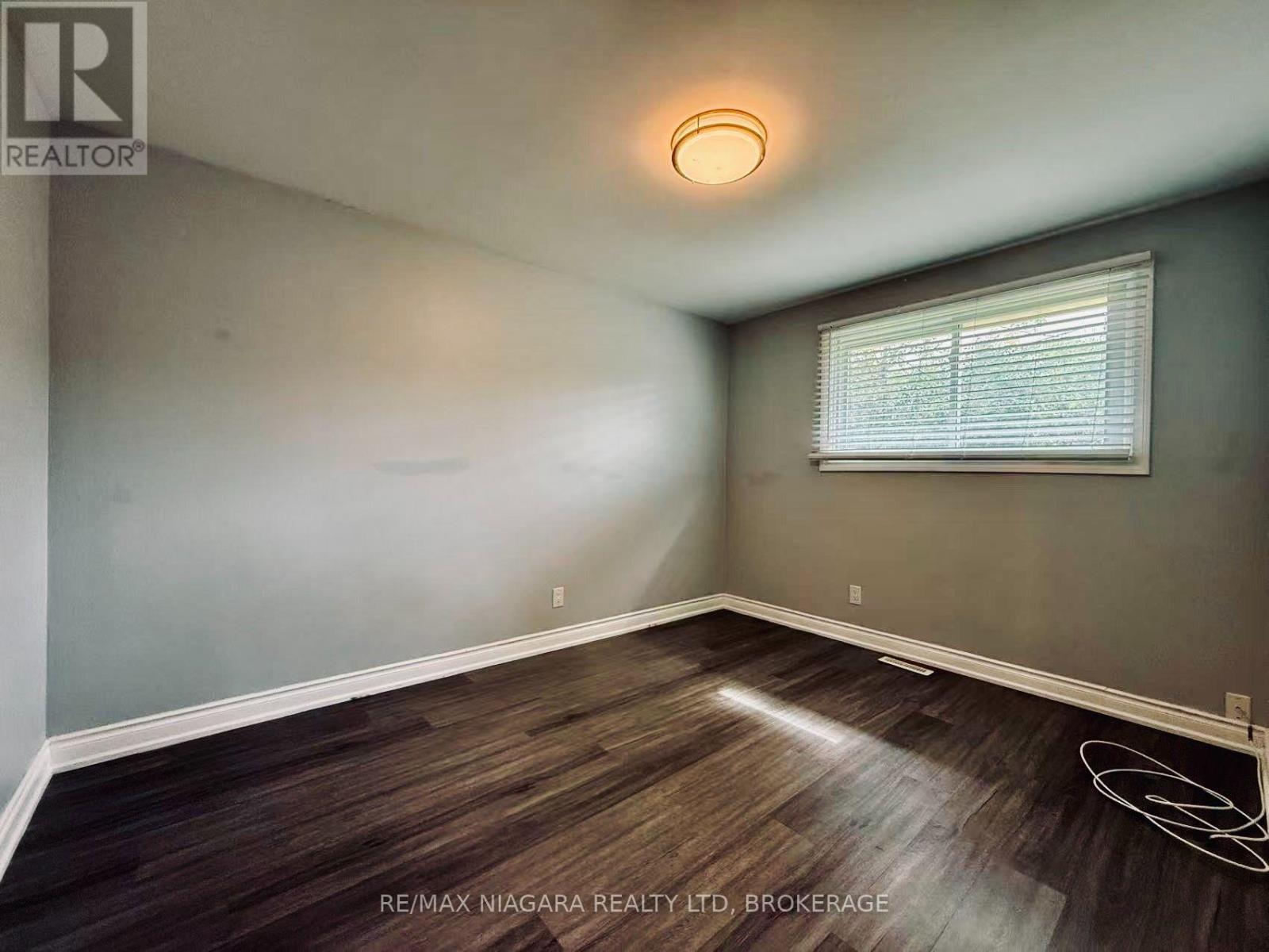 3102 Ussher Street, Niagara Falls, Ontario  L2G 6M2 - Photo 15 - X13687020