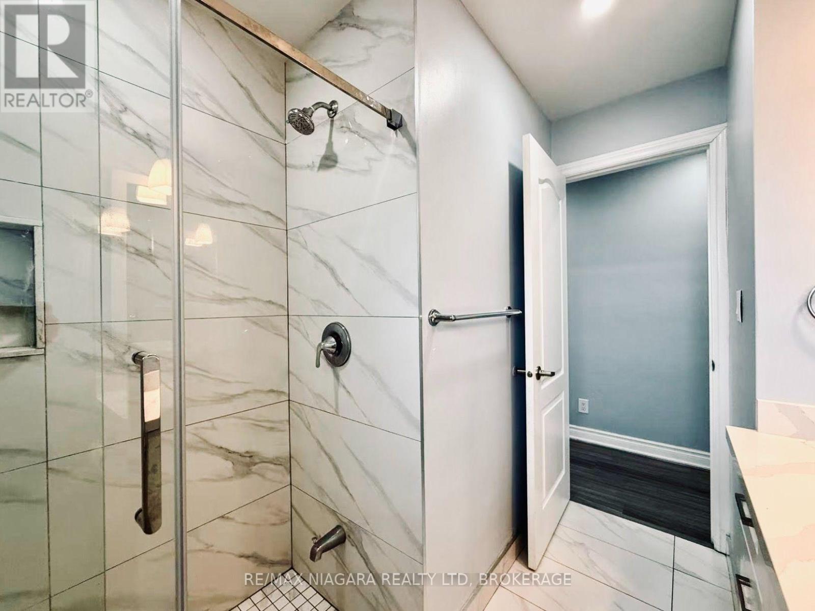 3102 Ussher Street, Niagara Falls, Ontario  L2G 6M2 - Photo 17 - X13687020