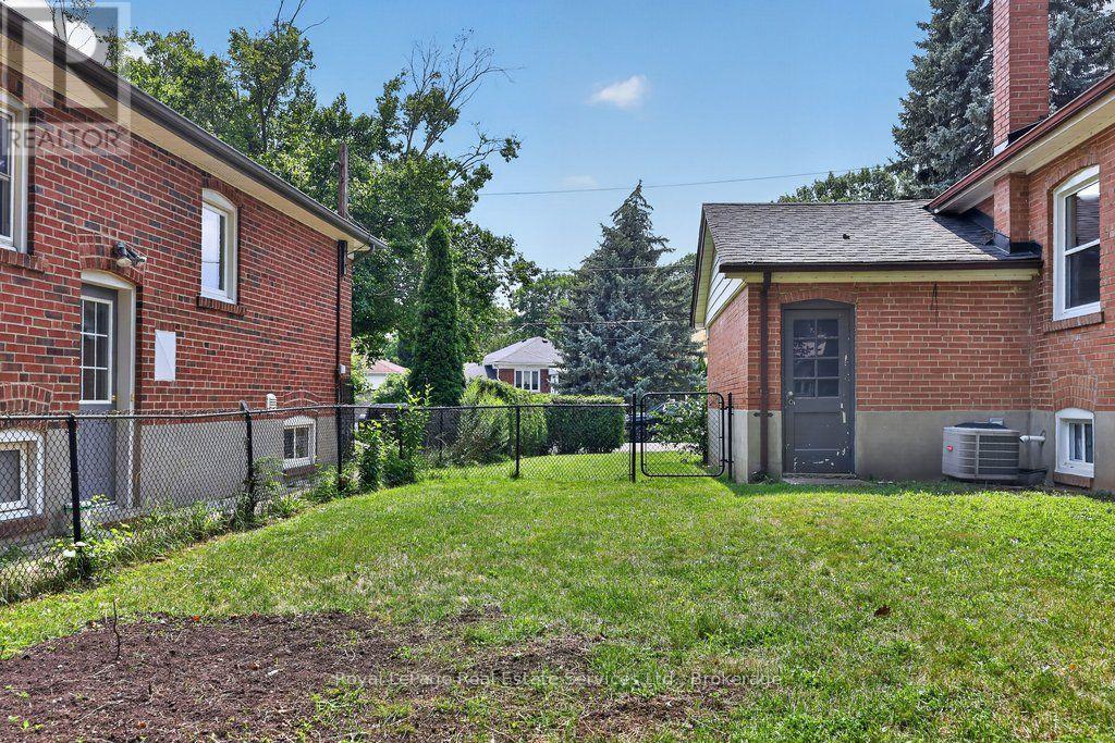 Main - 79 Kingswood Road, Oakville, Ontario  L6K 2E2 - Photo 28 - W13686864