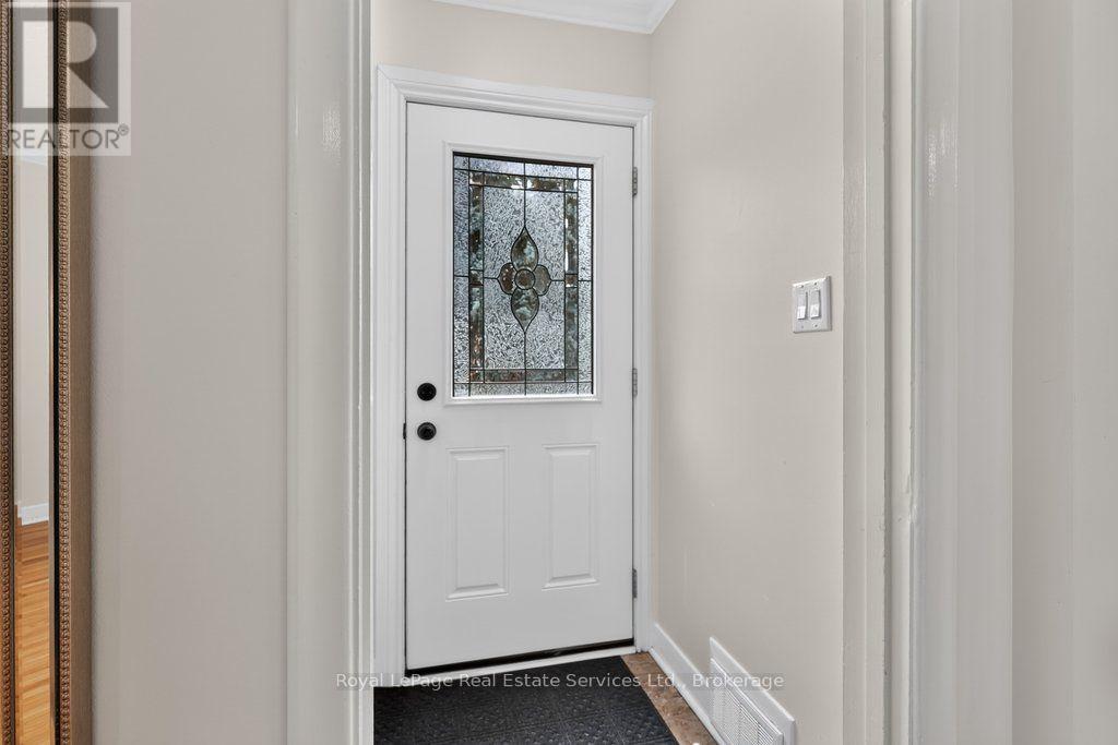 Main - 79 Kingswood Road, Oakville, Ontario  L6K 2E2 - Photo 4 - W13686864