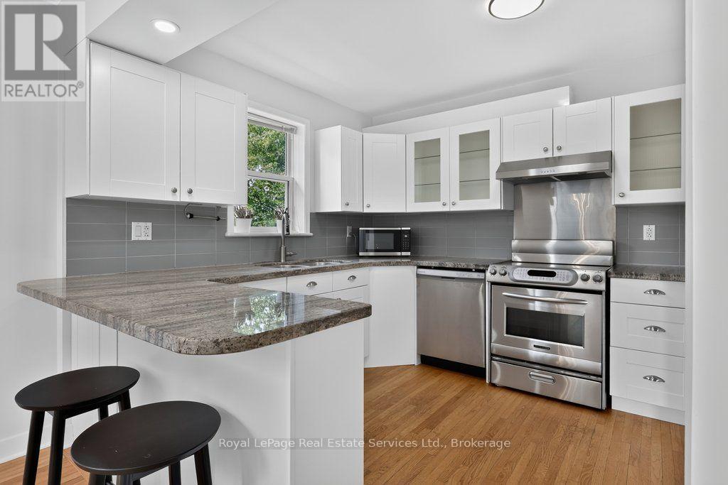 Main - 79 Kingswood Road, Oakville, Ontario  L6K 2E2 - Photo 5 - W13686864