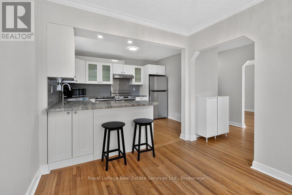Main - 79 Kingswood Road, Oakville, Ontario  L6K 2E2 - Photo 9 - W13686864