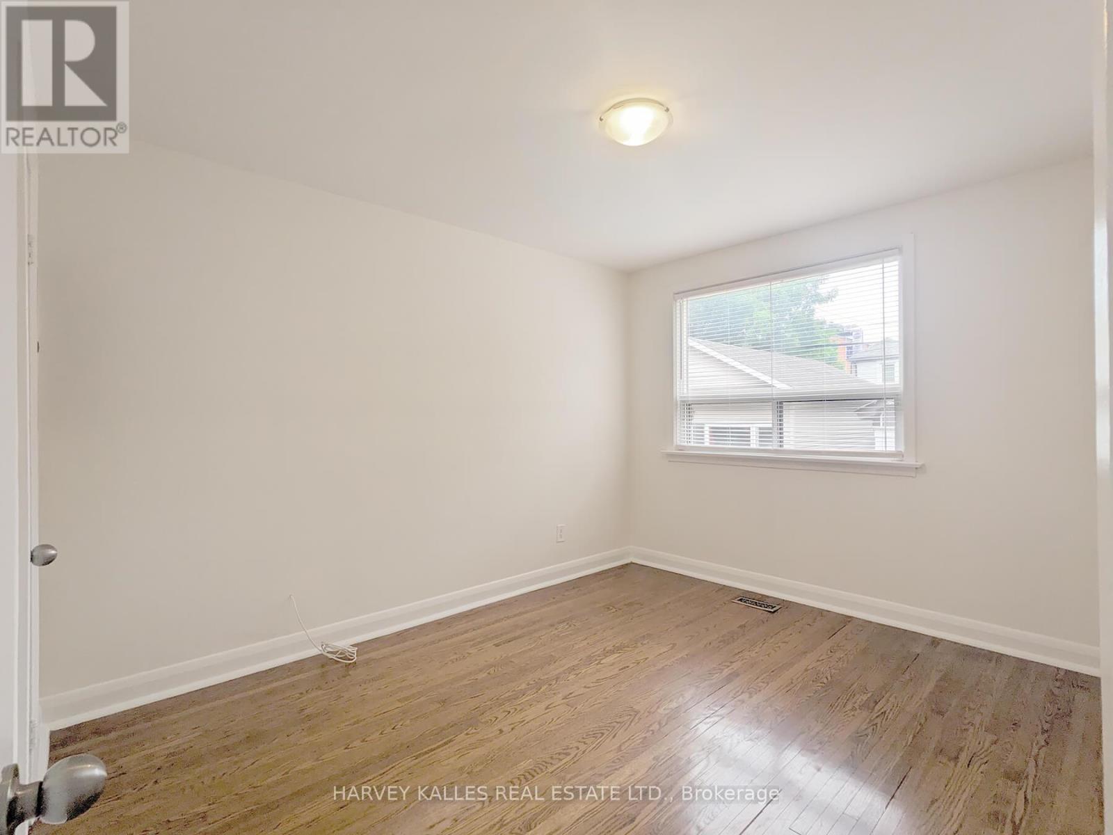 Main - 242 Robina Avenue, Toronto, Ontario  M6C 3Z1 - Photo 15 - C13686762