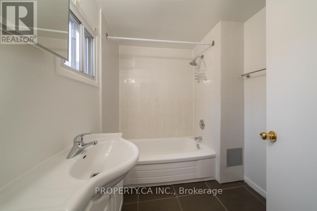 2-3 - 281 Augusta Avenue, Toronto, Ontario  M5T 2L7 - Photo 11 - C13686768