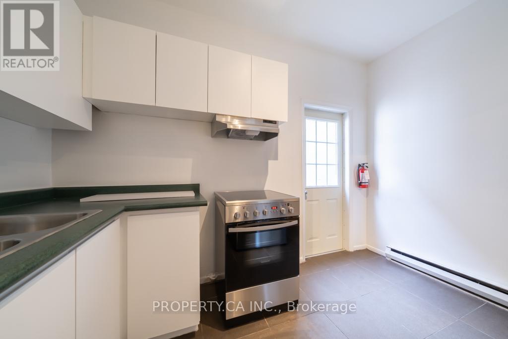 2-3 - 281 Augusta Avenue, Toronto, Ontario  M5T 2L7 - Photo 5 - C13686768