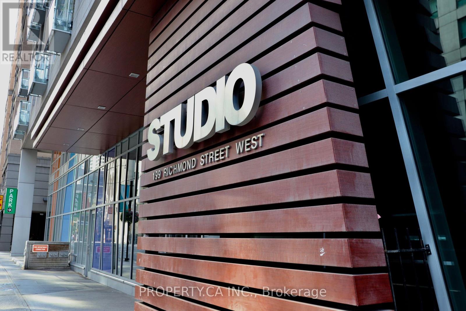 318 - 199 RICHMOND STREET, Toronto, Ontario