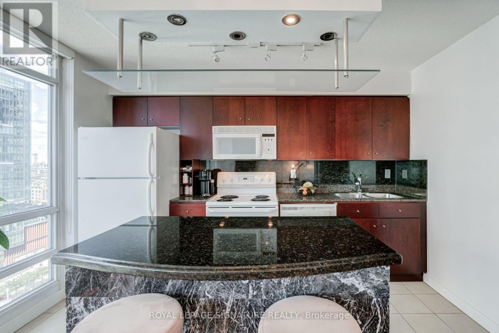 2101 - 381 Front Street W, Toronto, Ontario  M5V 3R8 - Photo 11 - C13686816