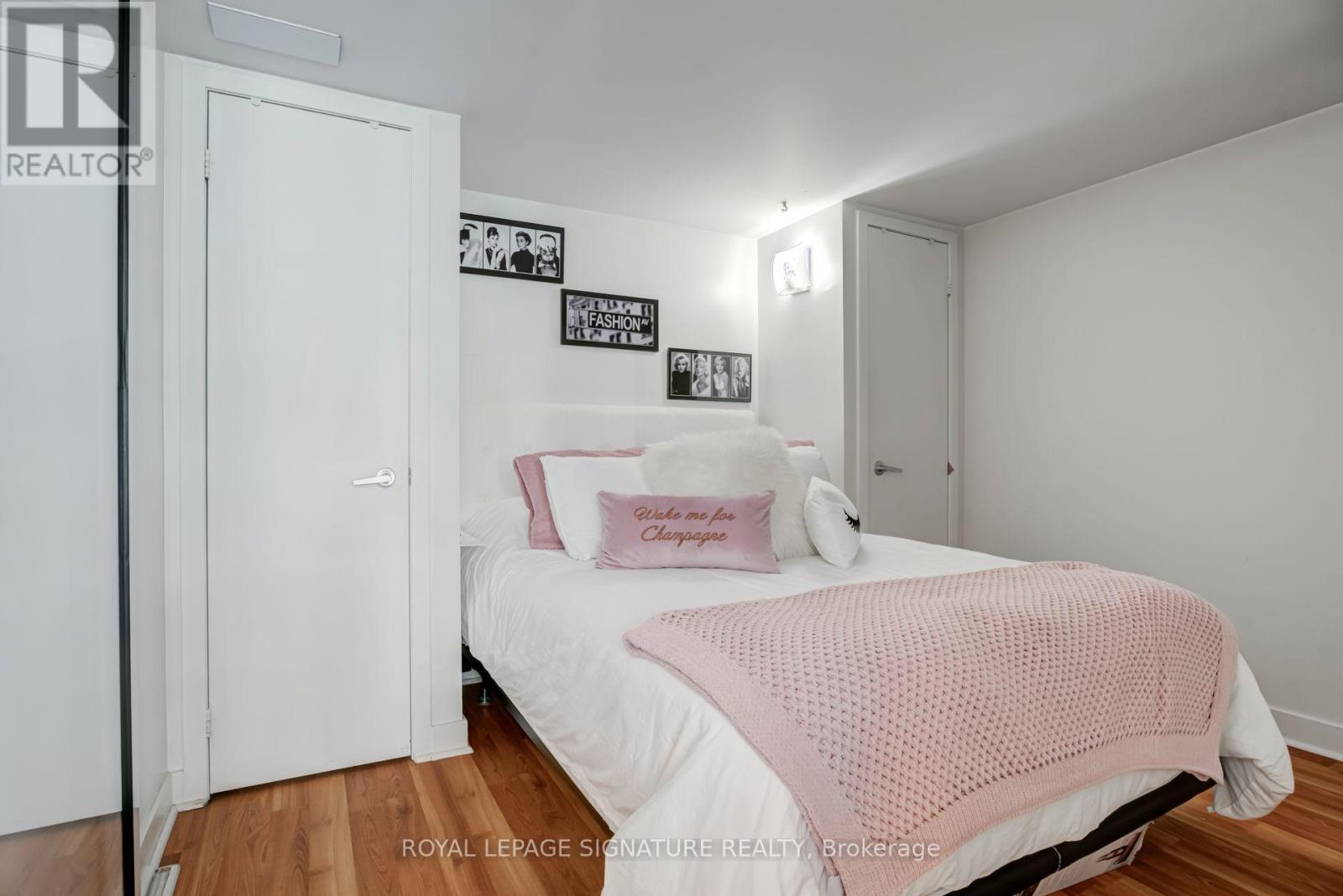 2101 - 381 Front Street W, Toronto, Ontario  M5V 3R8 - Photo 14 - C13686816