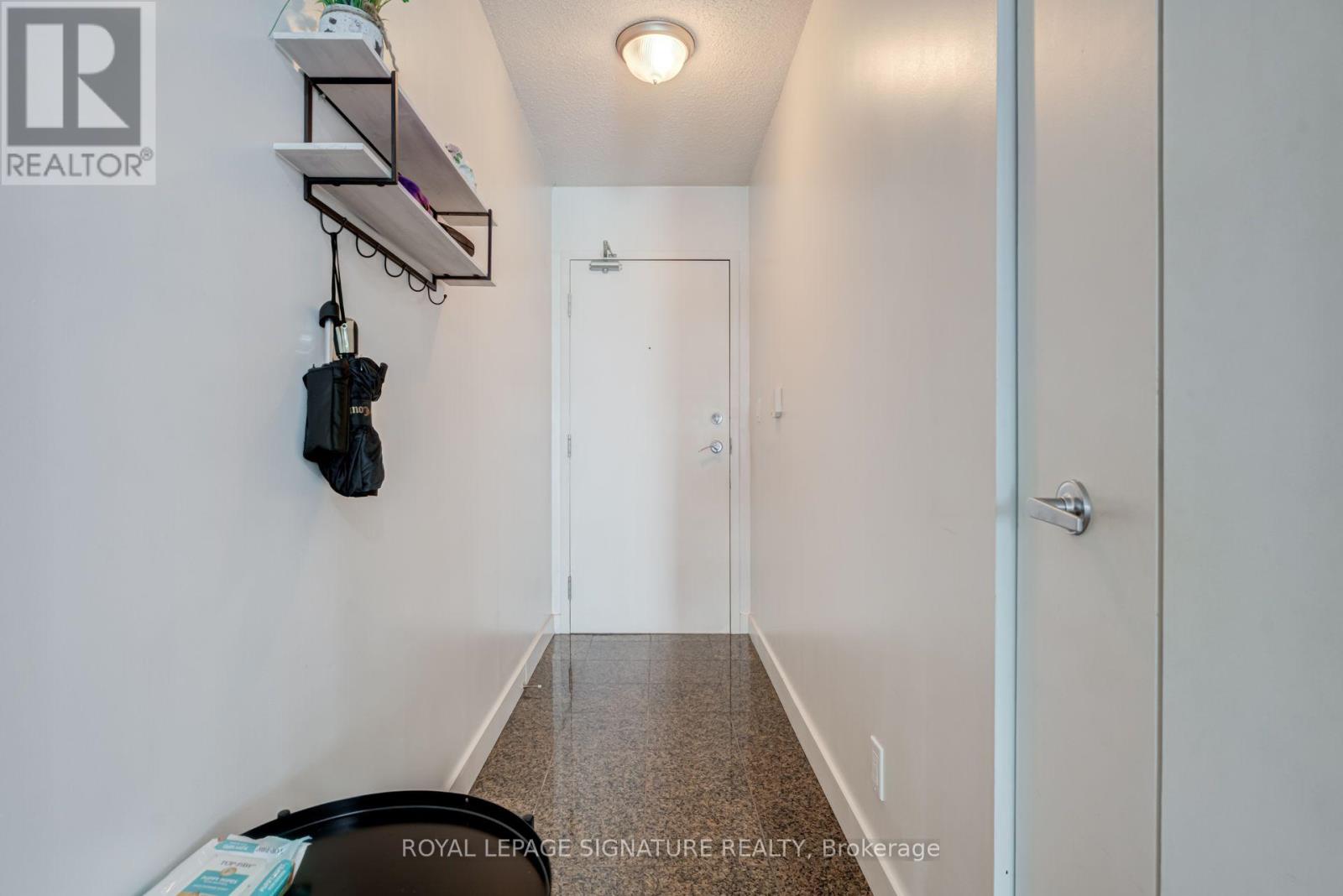 2101 - 381 Front Street W, Toronto, Ontario  M5V 3R8 - Photo 3 - C13686816