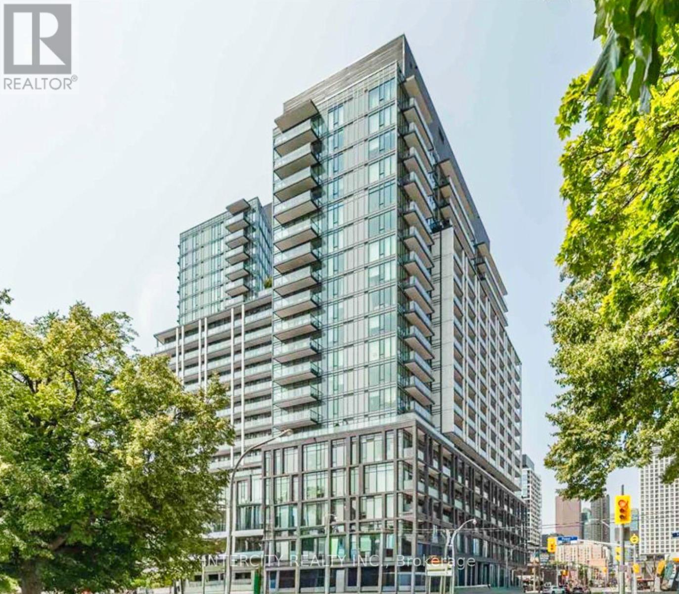 1910 - 48 POWER STREET, Toronto, Ontario
