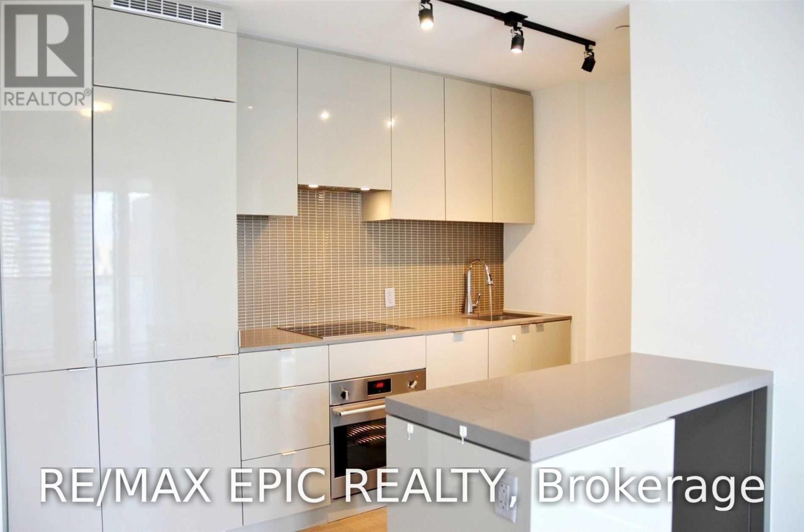 5603 - 7 Grenville Street, Toronto, Ontario  M4Y 1A1 - Photo 3 - C13687034
