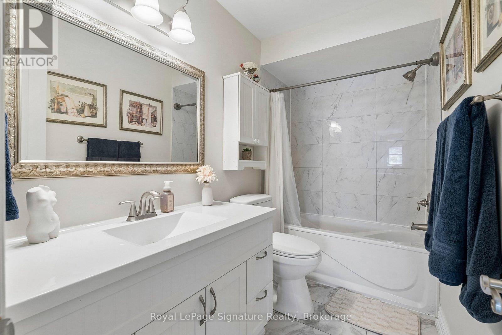 3 Glasgow Crescent, Georgina, Ontario  L4P 4A8 - Photo 19 - N13686846