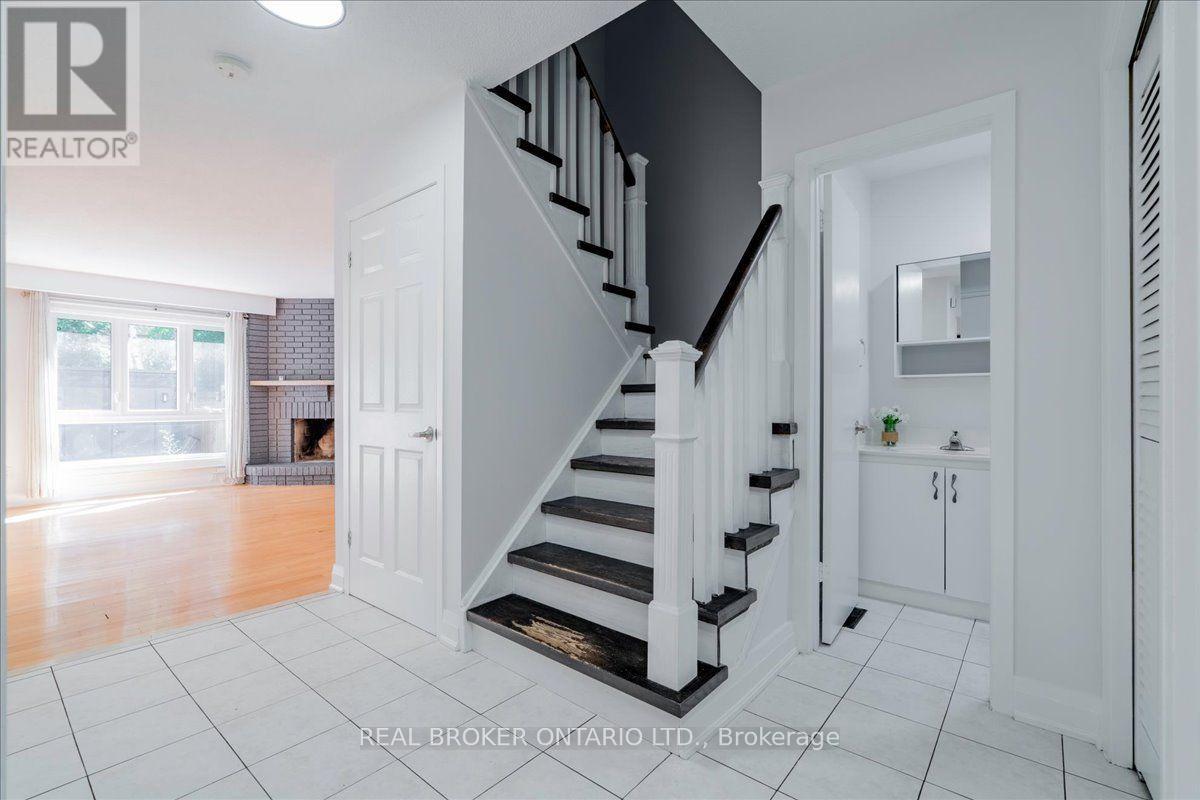 23 Haven Hill Square, Toronto, Ontario  M1V 1M3 - Photo 11 - E13686776