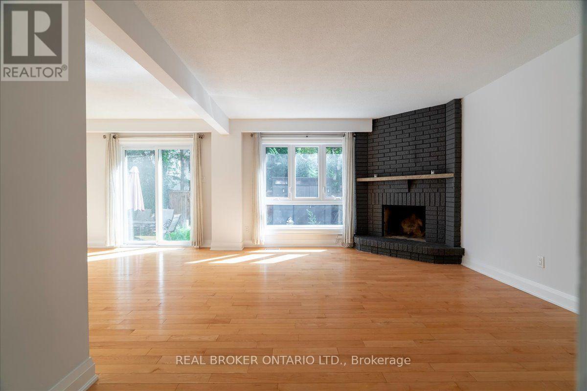 23 Haven Hill Square, Toronto, Ontario  M1V 1M3 - Photo 3 - E13686776