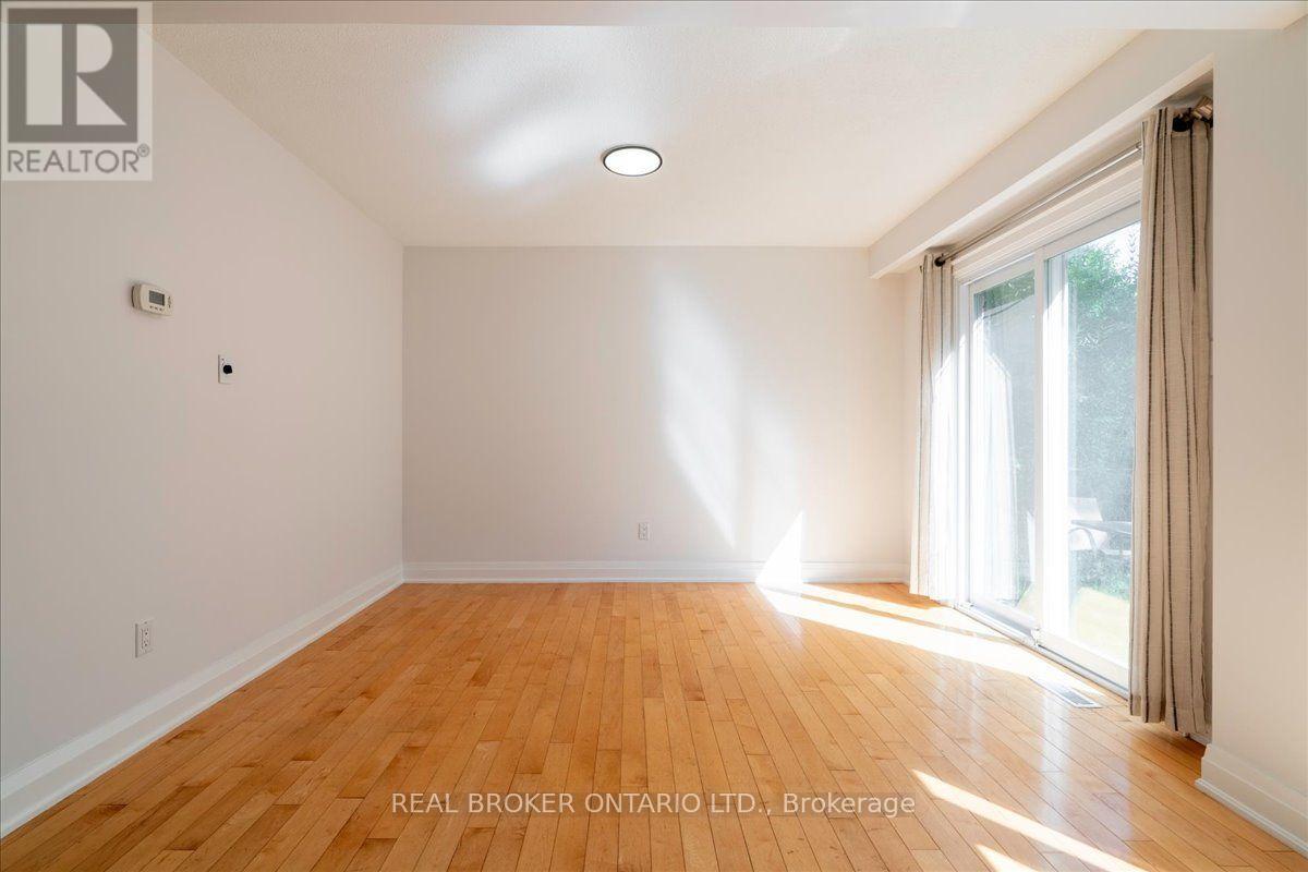 23 Haven Hill Square, Toronto, Ontario  M1V 1M3 - Photo 6 - E13686776