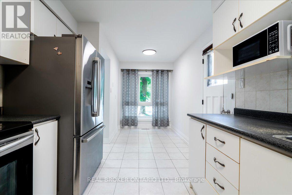 23 Haven Hill Square, Toronto, Ontario  M1V 1M3 - Photo 9 - E13686776
