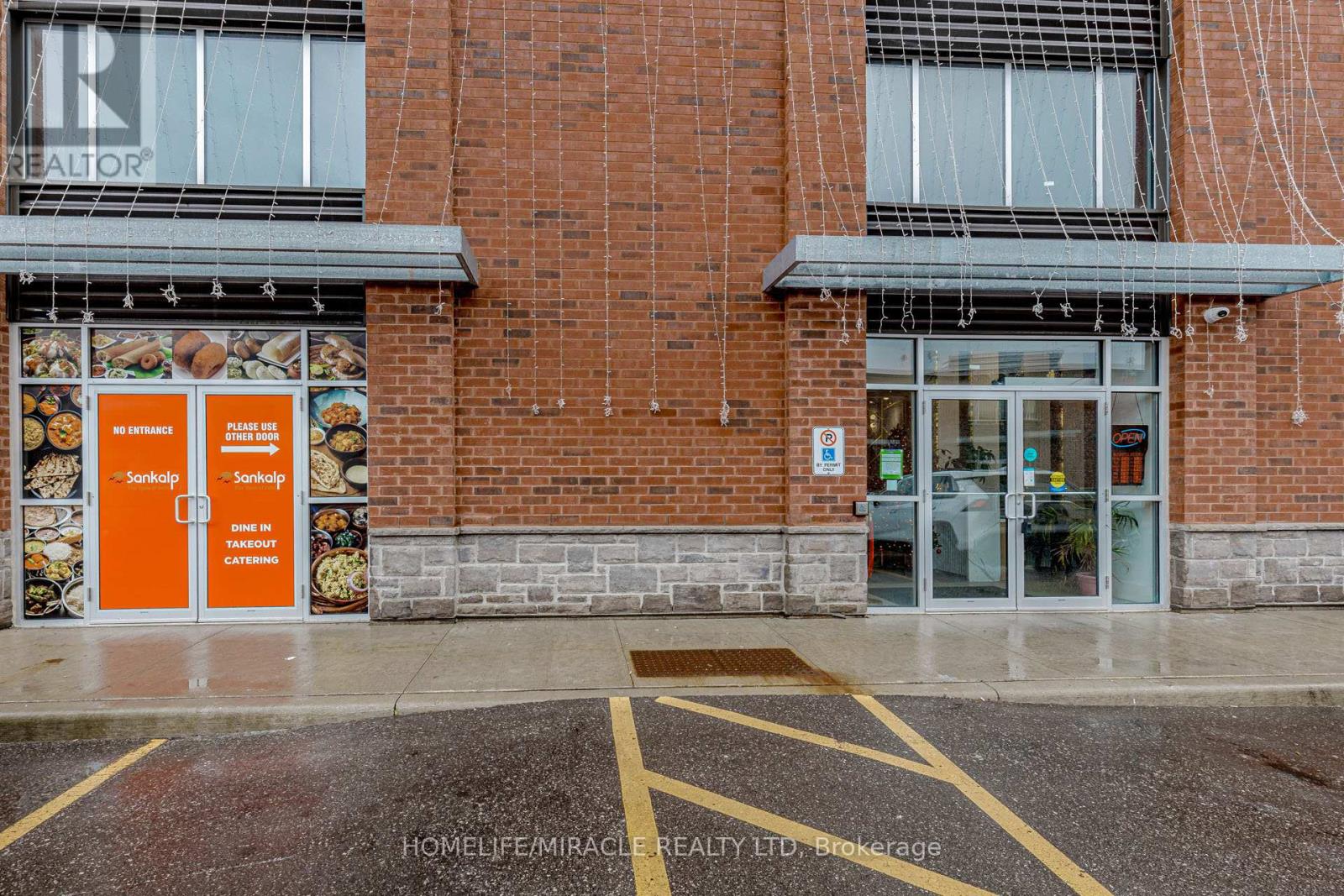 5 & 6 - 452 Taunton Road, Oshawa, Ontario  L1L 0W1 - Photo 2 - E13686830