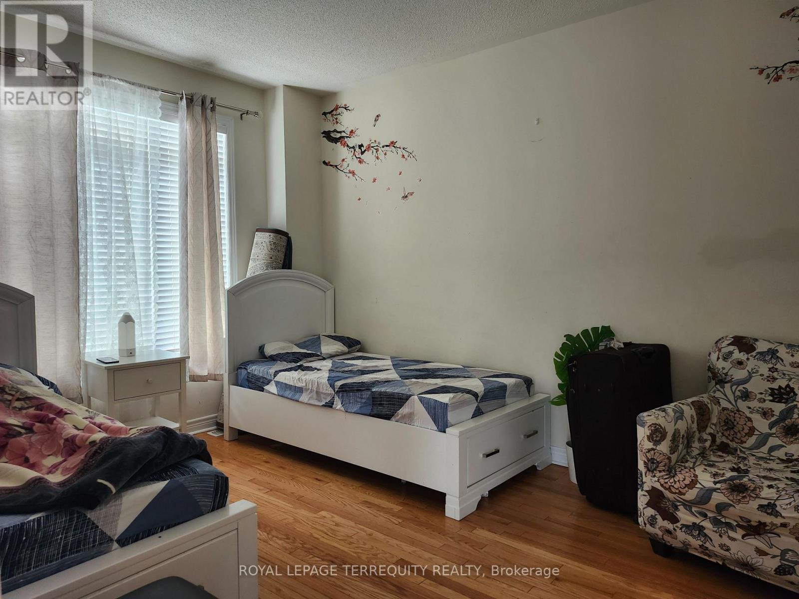 2651 Canadian Street, Pickering, Ontario  L1X 0C9 - Photo 12 - E13686836