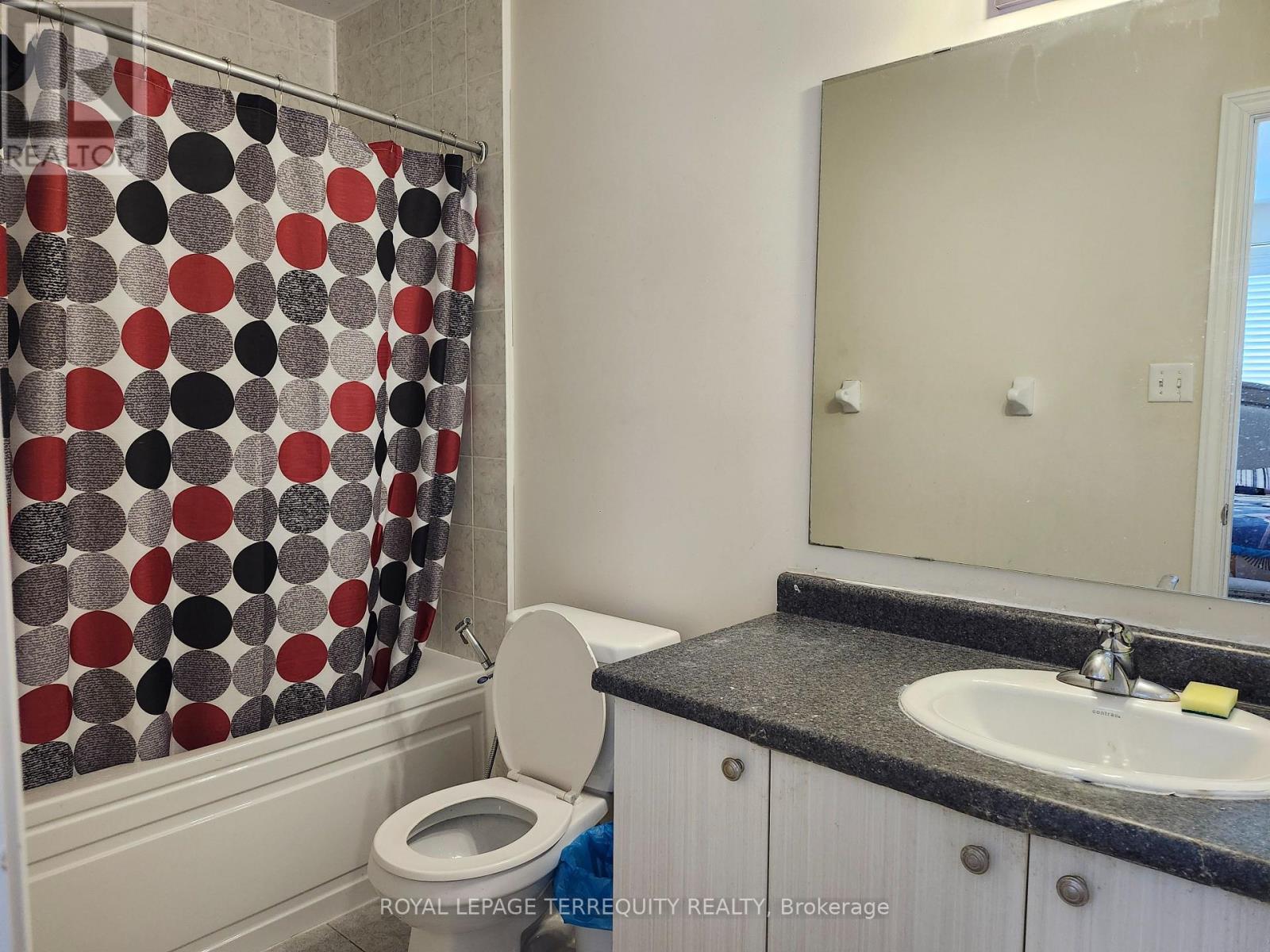 2651 Canadian Street, Pickering, Ontario  L1X 0C9 - Photo 17 - E13686836