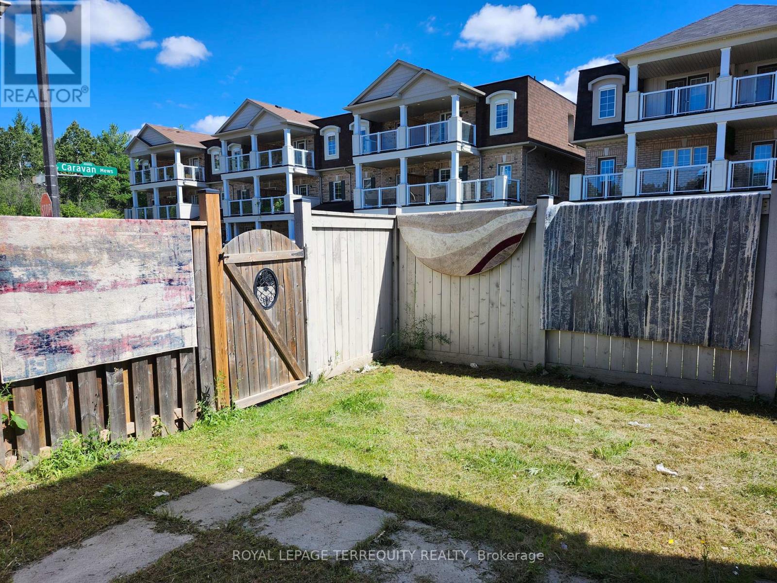 2651 Canadian Street, Pickering, Ontario  L1X 0C9 - Photo 20 - E13686836