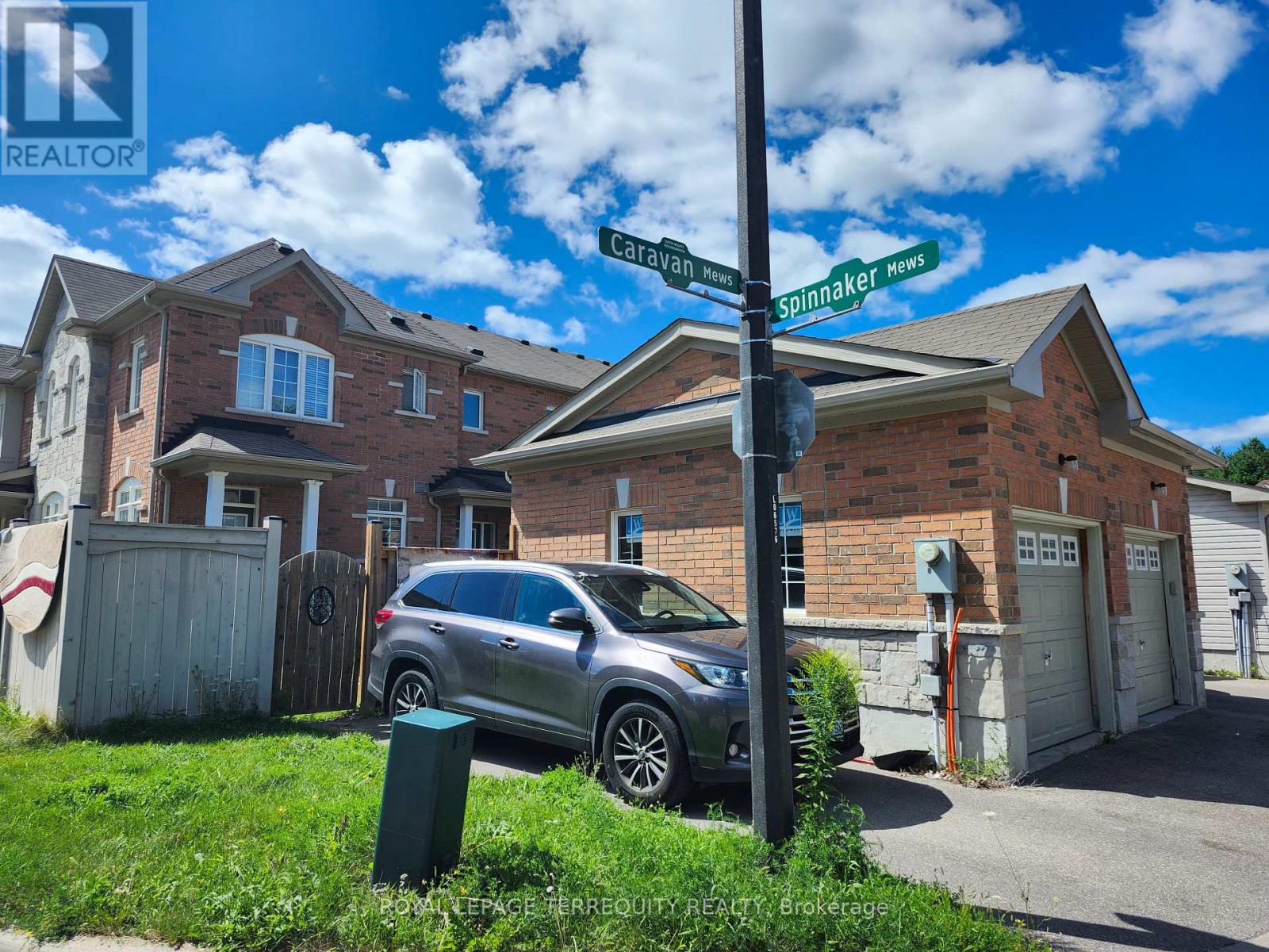 2651 Canadian Street, Pickering, Ontario  L1X 0C9 - Photo 4 - E13686836